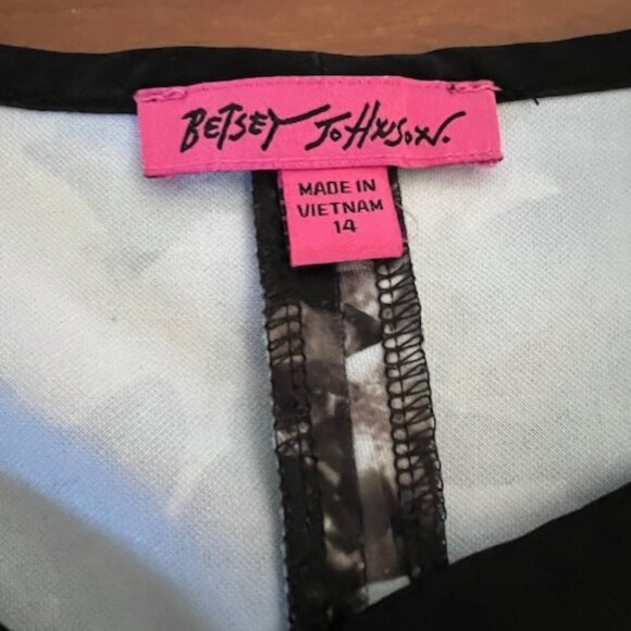 Betsey Johnson Black White Floral Print Scuba Front Zip Dress Size 14 Women - Picture 3 of 4